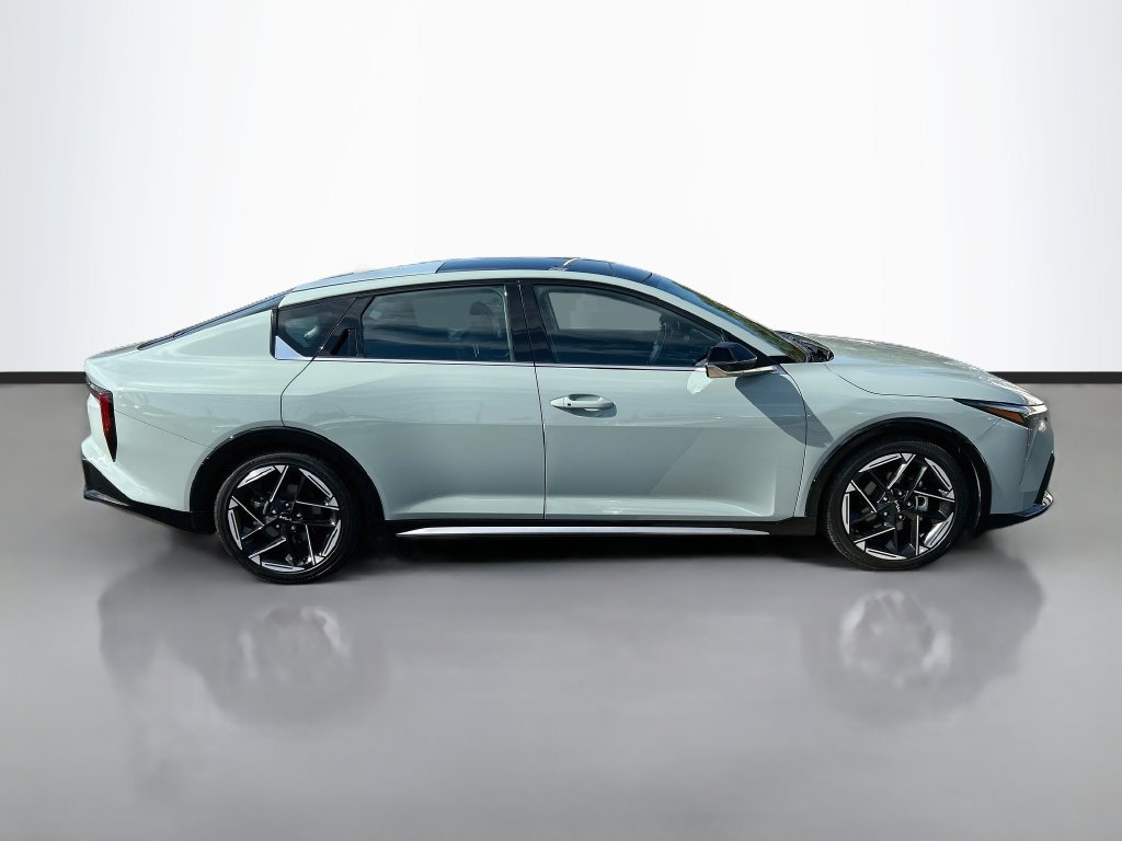 Used 2025 Kia K4 GT-Line w/ GT-Line Sunroof Package FWD image 4