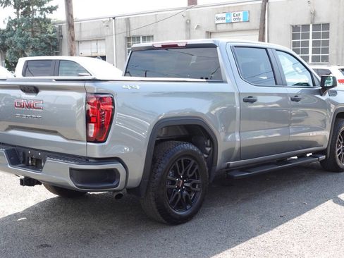 Used 2023 GMC Sierra 1500 Pro w/ Graphite Edition image 3