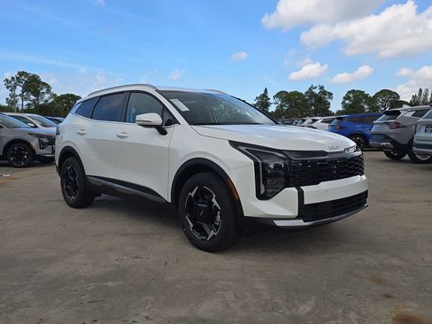 New 2026 Kia Sportage EX AWD/4WD image 2