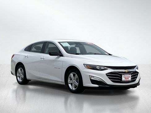 Used 2024 Chevrolet Malibu LS FWD image 12