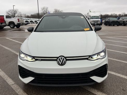 Used 2023 Volkswagen Golf R image 10