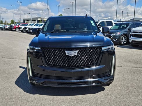 Used 2021 Cadillac Escalade Sport w/ Driver Assist Tech Package AWD/4WD image 11