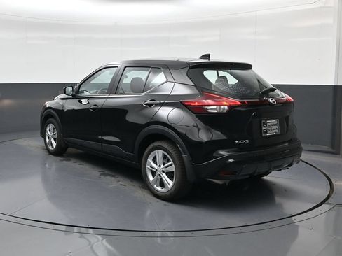 Certified 2025 Nissan Kicks Play S FWD image 7