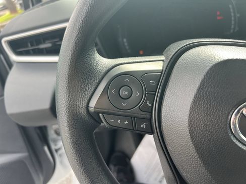 Used 2026 Toyota Corolla LE FWD image 19