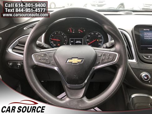 Used 2019 Chevrolet Malibu LT image 10