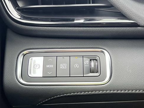 Used 2026 Buick Enclave Preferred w/ Power Package image 28