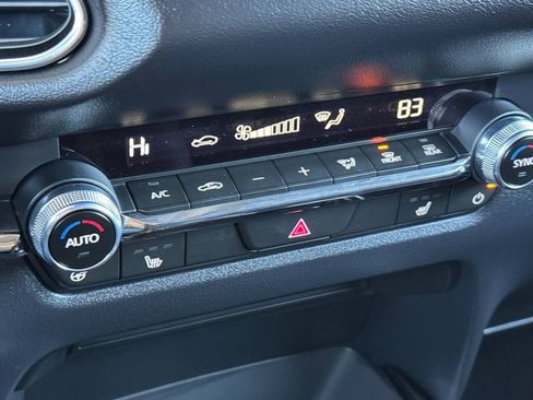 New 2025 MAZDA CX-30 2.5 Turbo w/ Premium Package image 18