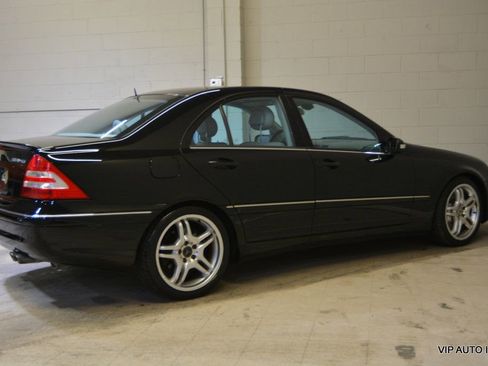 Used 2005 Mercedes-Benz C 55 AMG Sedan image 34