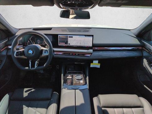 New 2026 BMW 530i xDrive w/ M Sport Package AWD/4WD image 15