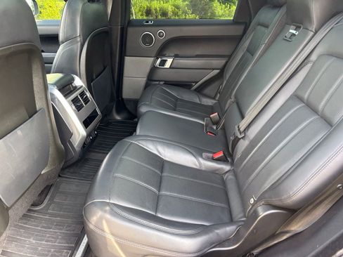 Used 2019 Land Rover Range Rover Sport HSE AWD/4WD image 15