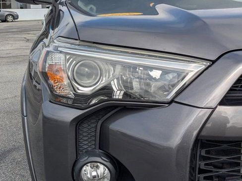 Used 2019 Toyota 4Runner SR5 RWD image 10