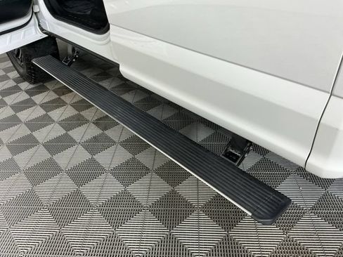 Used 2022 Ford F350 Platinum AWD/4WD image 16