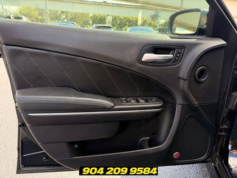 Used 2016 Dodge Charger R/T Scat Pack w/ Beats Audio Group RWD image 20