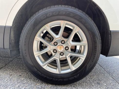 Used 2022 Chevrolet Equinox LT AWD/4WD image 6