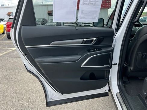 Used 2025 Kia Telluride SX Prestige X-Pro AWD/4WD image 37