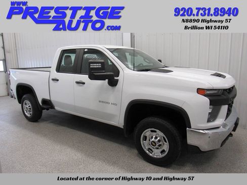 Used 2020 Chevrolet Silverado 2500 W/T w/ WT Safety Package AWD/4WD image 3