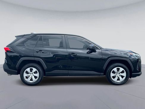 Used 2023 Toyota RAV4 LE FWD image 2