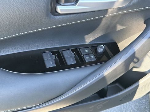 New 2026 Toyota Corolla SE FWD image 11