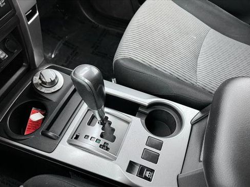 Used 2016 Toyota 4Runner SR5 image 13