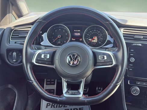 Used 2021 Volkswagen GTI SE FWD image 22
