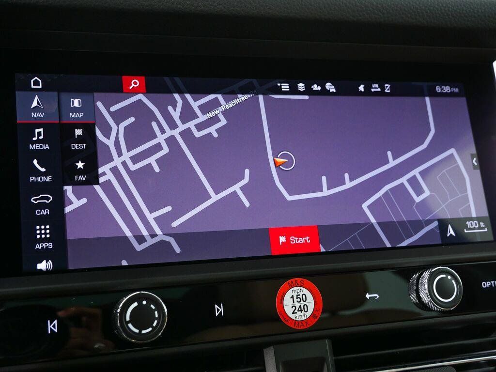 Certified 2026 Porsche Macan AWD/4WD image 14