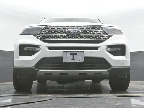 Used 2021 Ford Explorer Limited w/ Equipment Group 301A AWD/4WD image 28