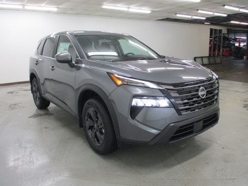 New 2026 Nissan Rogue SV w/ Cold Weather Package image 3