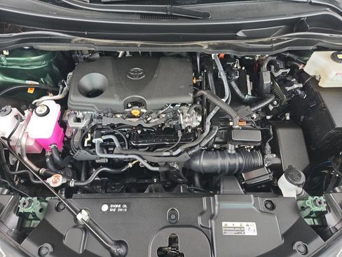 Used 2025 Toyota Sienna XLE FWD image 35
