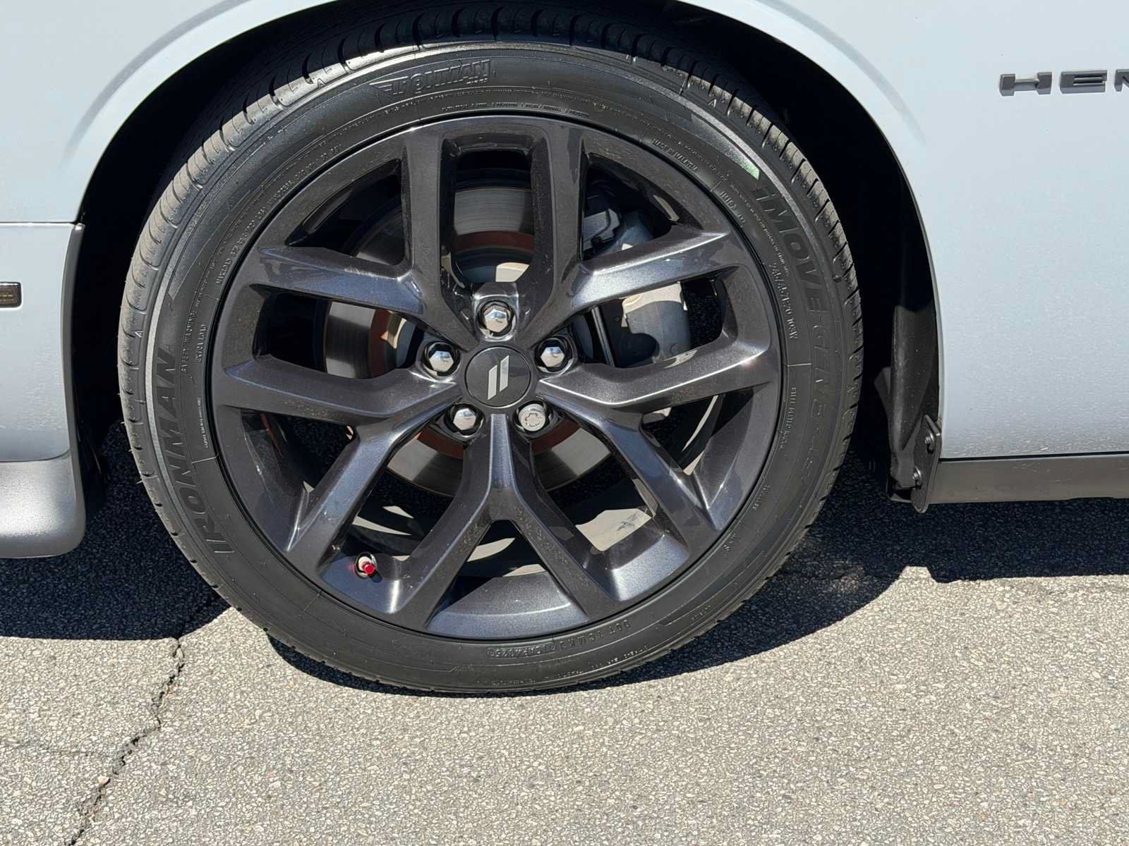 Used 2022 Dodge Challenger R/T w/ Blacktop Package RWD image 33