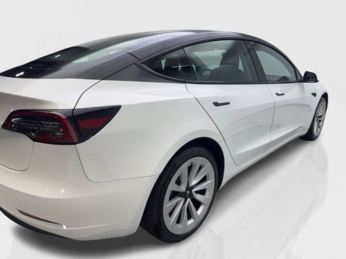Used 2023 Tesla Model 3 Standard Range RWD image 13