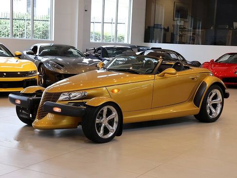 Used 2002 Chrysler Prowler RWD image 15