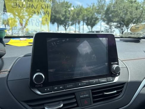 Used 2021 Nissan Altima 2.5 SR FWD image 24