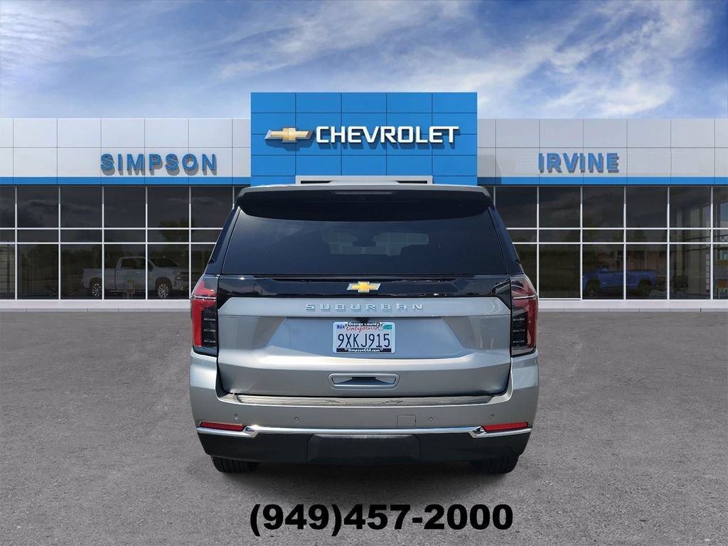 Used 2026 Chevrolet Suburban LS RWD image 7