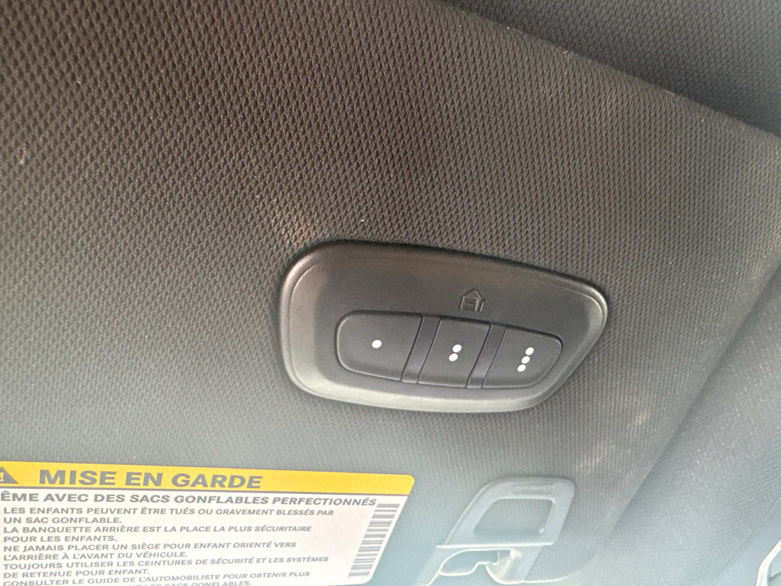 Used 2025 Jeep Grand Cherokee Limited AWD/4WD image 29
