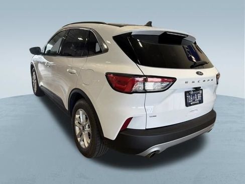 Used 2020 Ford Escape SE FWD image 9