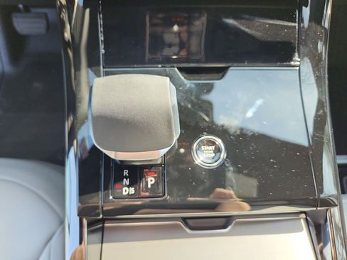 New 2026 Land Rover Range Rover Sport SE AWD/4WD image 16
