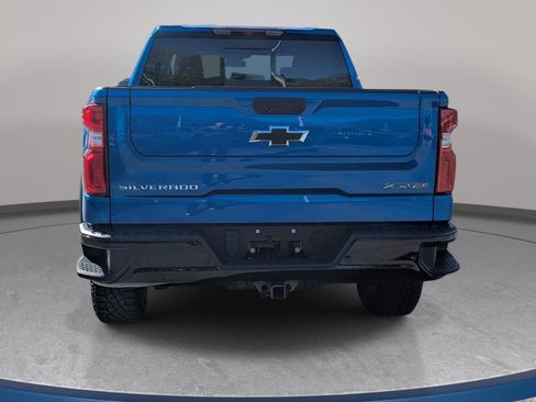 Used 2023 Chevrolet Silverado 1500 ZR2 AWD/4WD image 6