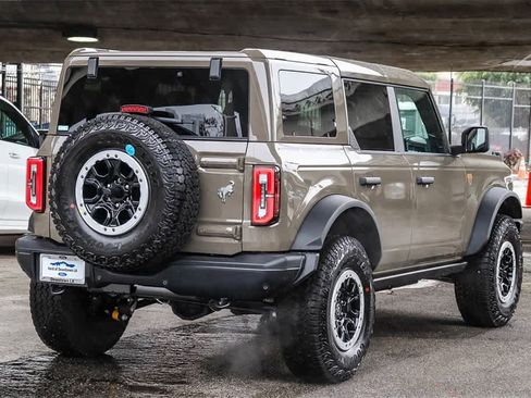 New 2025 Ford Bronco Badlands w/ Sasquatch Package image 4