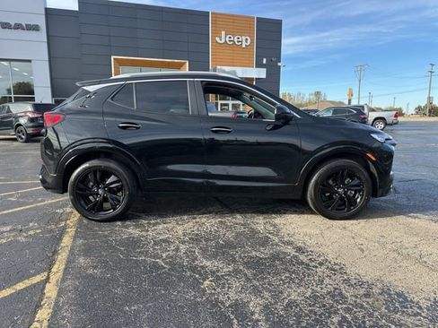 Used 2024 Buick Encore GX Sport Touring image 5