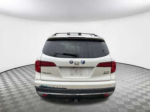 Used 2017 Honda Pilot Elite image 5