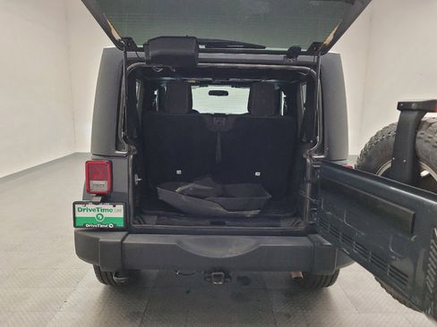Used 2018 Jeep Wrangler Rubicon AWD/4WD image 29