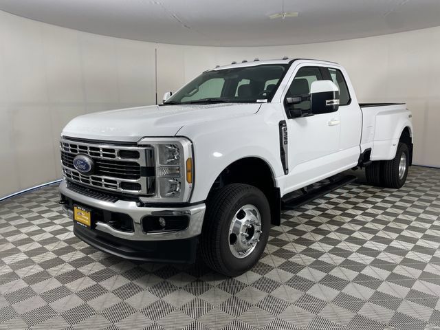 Certified 2024 Ford F350 XL w/ Snow Plow/Camper Package AWD/4WD image 1