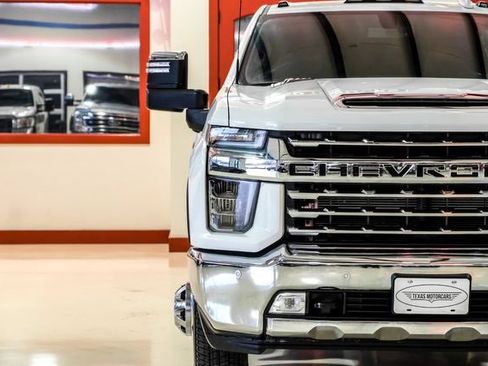 Used 2021 Chevrolet Silverado 3500 LTZ w/ LTZ Texas Edition image 44