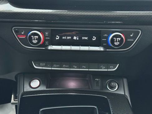 Used 2023 Audi SQ5 Prestige image 39