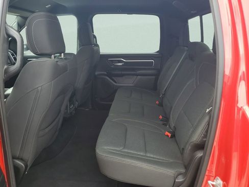 Used 2025 RAM 1500 Big Horn AWD/4WD image 9