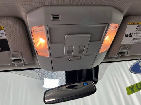 Used 2018 Toyota Tundra Platinum AWD/4WD image 38