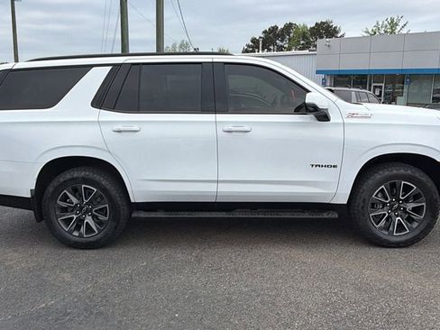 Used 2021 Chevrolet Tahoe Z71 w/ Luxury Package image 4