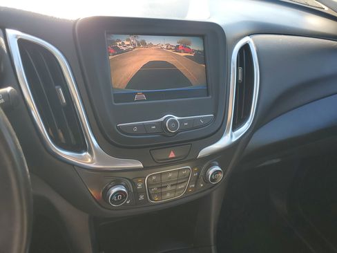 Used 2021 Chevrolet Equinox LT image 27