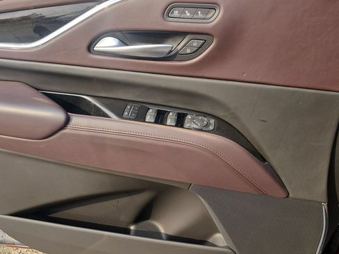 Certified 2023 Cadillac Escalade ESV Premium Luxury Platinum w/ LPO, Radiant Package AWD/4WD image 25