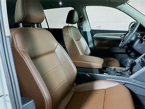 Used 2023 Volkswagen Atlas SEL image 29